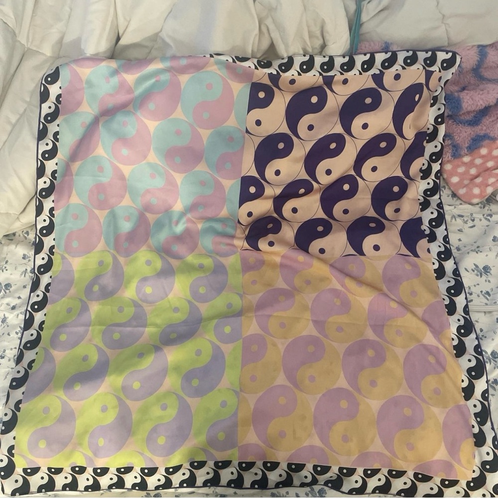 Ying Yang scarf from urban outfitters